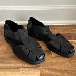 AEROSOLES Black Textured Slip-On Sandals Size 10